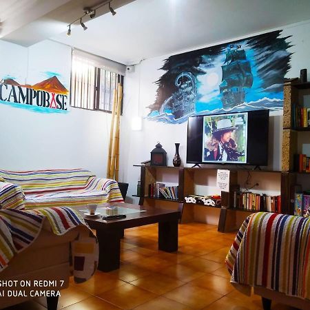 Campobase.Box Hostel El Medano  Exterior photo