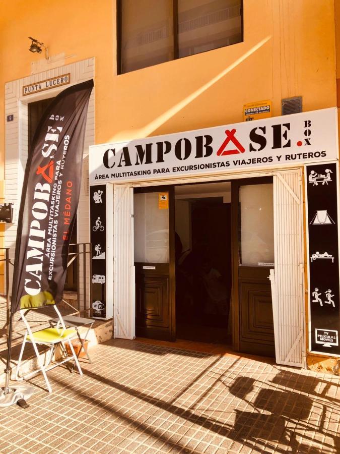 Campobase.Box Hostel El Medano  Exterior photo